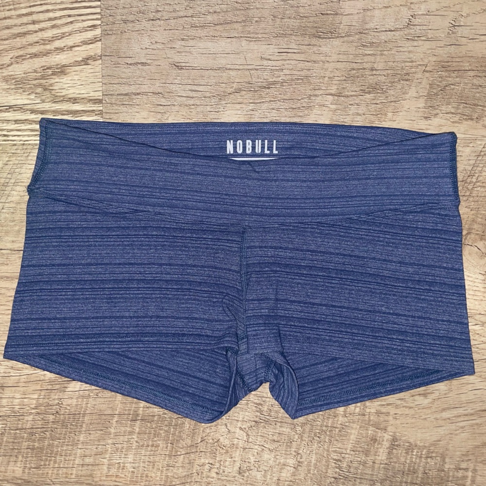NOBULL Woman's athletic shorts Medium